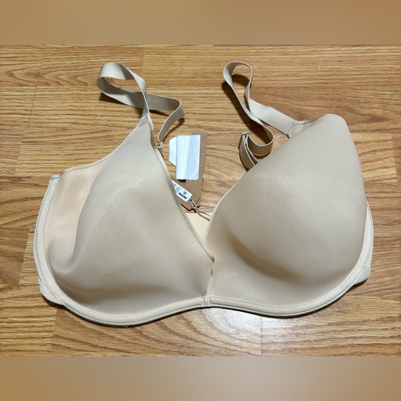 Skims Beige Women's Bra size 38DDDD NWT - Picture 1 of 6